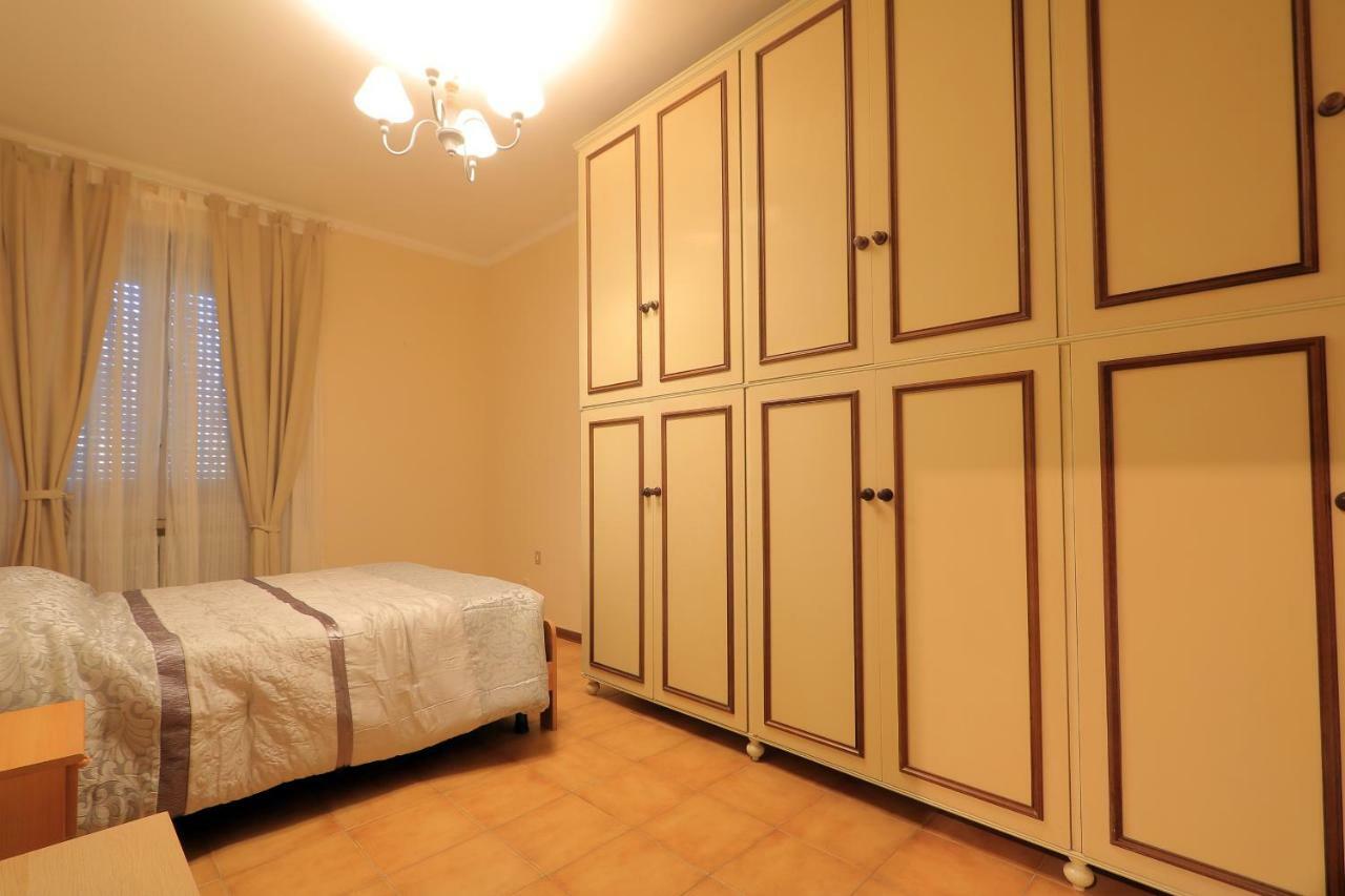 Accademia Apartment ลีวอร์โน ภายนอก รูปภาพ